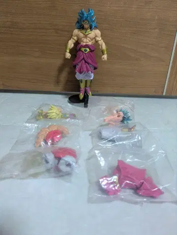조형천하제일무도회7 제3탄 브로리 피규어 기타