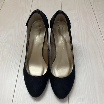 새상품급 vanity beauty 블랙 레이스 하이힐 23cm