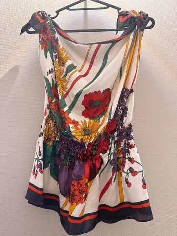 [ Lily Braun ] 스카프 리메이크풍 상의