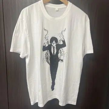 HUNTER x HUNTER 클로로=루실풀 T셔츠