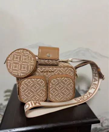 MICHAEL KORS 숄더백