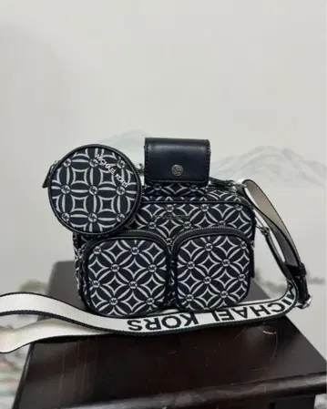 Michael Kors 숄더백