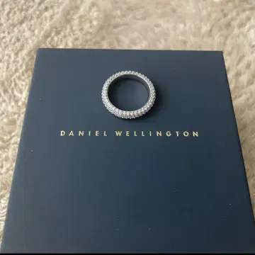 대폭 가격 인하! DANIEL WELLINGTON 다이아몬드풍 반지 7호