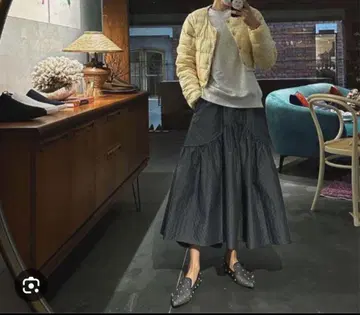 ellie 엘리 퀼팅 플레어 스커트