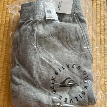 QUICKSILVER 그레이 스웨트 팬츠