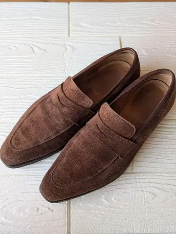 Crockett & Jones 스웨이드 로퍼 BEAMS F