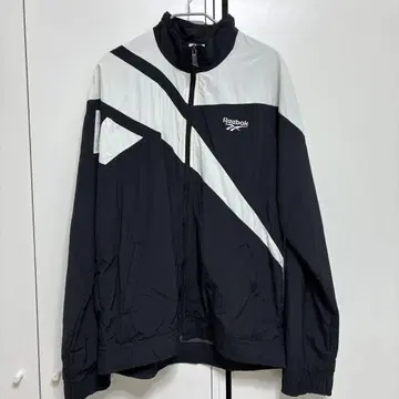 Reebok Classic 나일론 자켓 블랙/화이트 L 사이즈