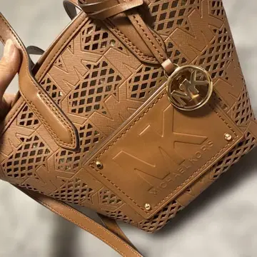 마이클코어스 숄더백