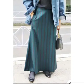 새상품급 IENA 스트라이프 스커트