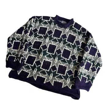 over size Ecuador knit