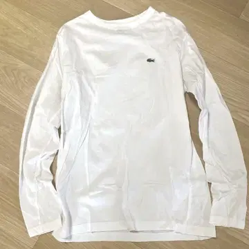 LACOSTE 화이트 긴팔 티셔츠 사이즈 4