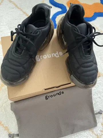 grounds MOOPIE COUPE 블랙