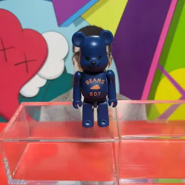BE@RBRICK 100% beams BOY 빔즈 베어브릭