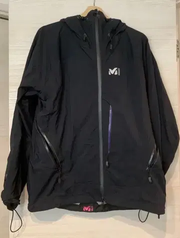 M 블랙 마운틴 파카 후드 부착