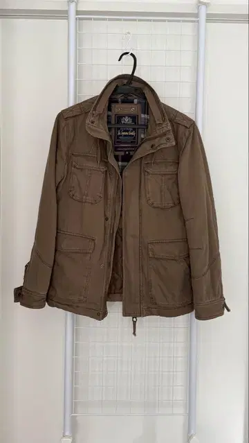 MA-1 브라운 후드 부착 밀리터리 자켓 이탈리아제