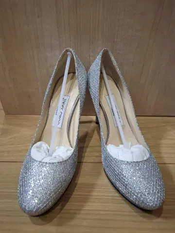 JIMMY CHOO 실버 글리터 하이힐