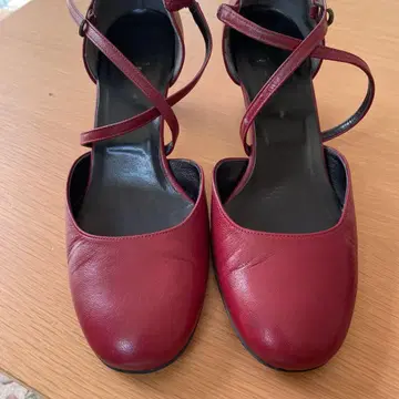 Anna Sui 안나수이 신발 사이즈 23cm 빨간색 스트랩 힐