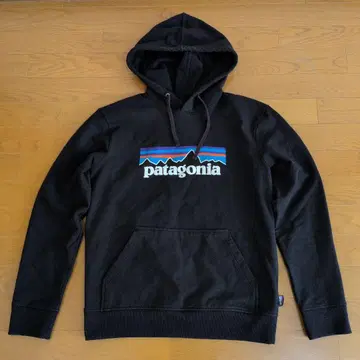 patagonia 블랙 후드 부착 후드티 사이즈 S