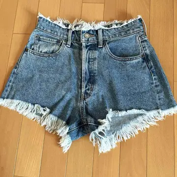MOUSSY 프린지 장식 블루 데님 숏팬츠