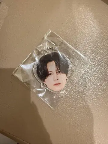 INI 후지마키 쿄스케 XQUARE 캡슐 토이 아크릴 키링
