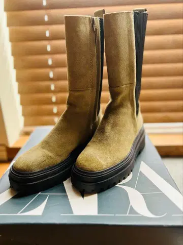 ZARA 올리브 그린 사이드 고어 부츠 새상품급