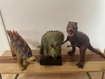 공룡 피규어 3체 세트 티라노사우루스 & 트리케라톱스 & 스테고사우루스