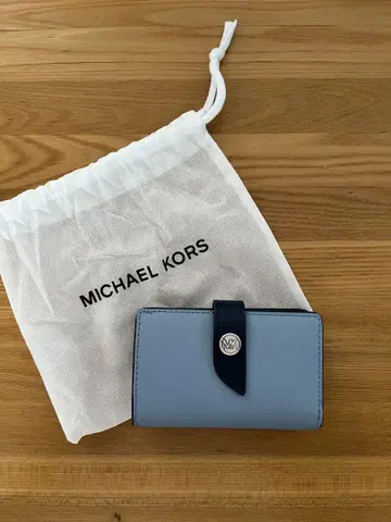 MICHAEL KORS 접이식 지갑 라이트 블루
