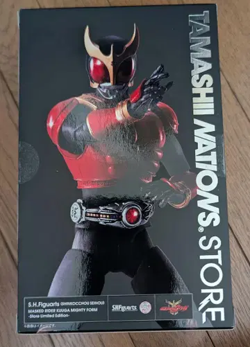 S.H.Figuarts (진골조제법) 가면라이더 쿠우카 마이티 폼