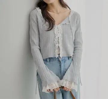 그레이 프릴 긴팔 상의