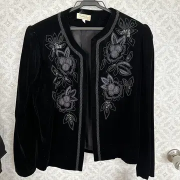 Window Rose 블랙 자수 노카라 자켓 13 미사용 새상품