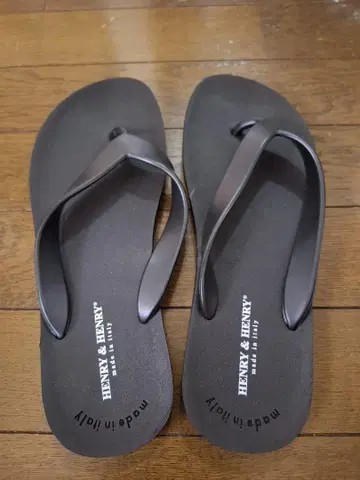 HENRY & HENRY 비치 샌들 블랙