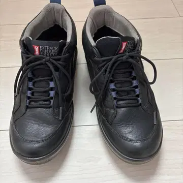 캠퍼 블랙 가죽 하이컷 스니커즈