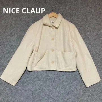 NICE CLAUP 크림색 플리스 자켓 숏 기장