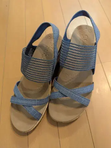 새상품급입니다! 스케쳐스 샌들 여성용 26cm