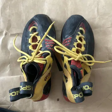 La Sportiva Theory 클라이밍 신발