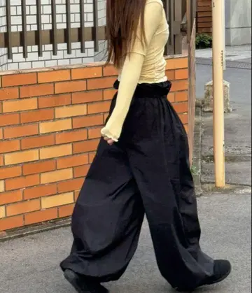 BASERANGE AIRPANTS