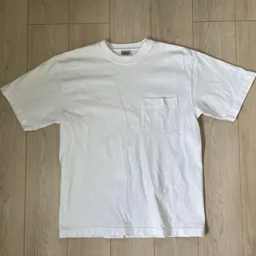 CAMBER 화이트 T셔츠 포켓 부착 캠버