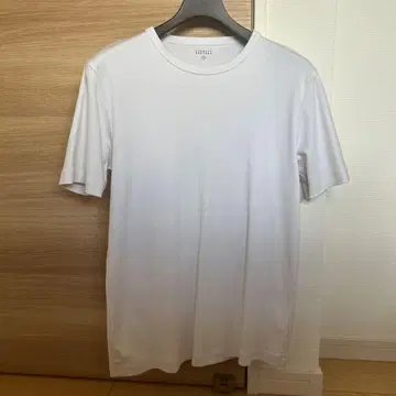 BARNEYS NEW YORK 화이트 T셔츠 M