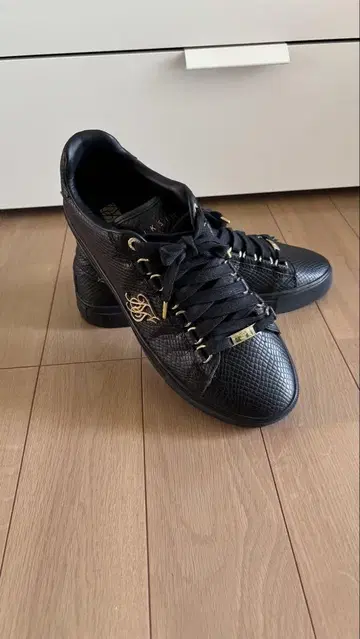 SikSilk (시크실크) 신발