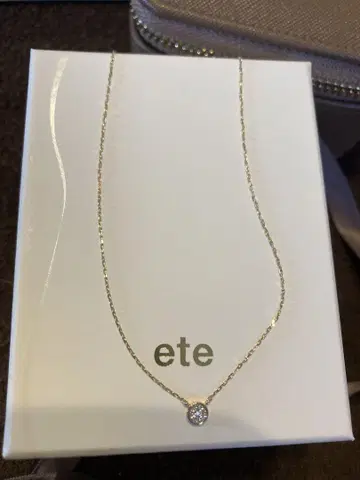 ete K10YG 브릴리언트 다이아몬드 목걸이