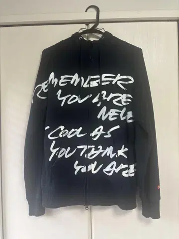 FUTURA LABORATORIES 그래픽 맨투맨 후드티