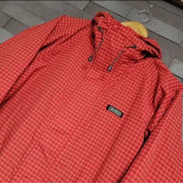 AIGLE 마운틴 파카 체크