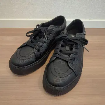 VANS 블랙 레오파드 무늬 스니커즈 24.5 V3845CR