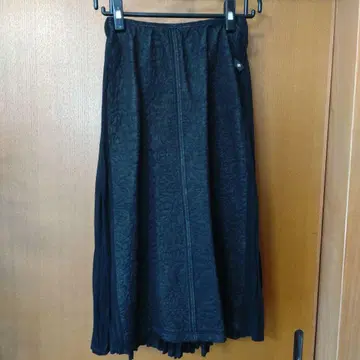 ZUCCa 상의 & 스커트