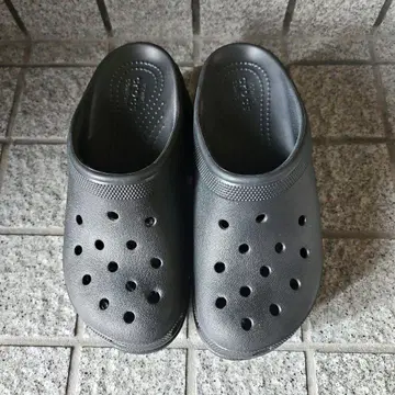 crocs 사이렌 크로그 블랙 통굽 23cm M5/W7