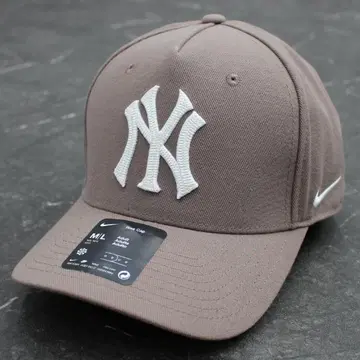 해외 모델 NIKE MLB NY 양키스 스냅백 캡 깊은