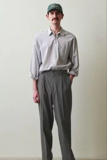 Steven Alan 옥스 아웃 원플리츠 슬랙스 시착만 한 상품