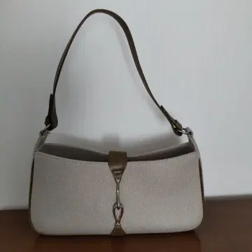 ungaro 백