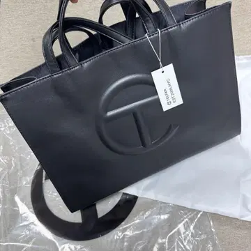 TELFAR 블랙 로고 토트백 수납 가방 포함