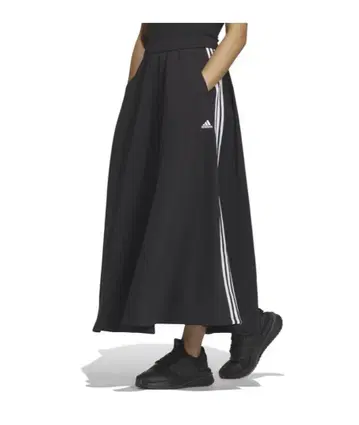 [ M 사이즈 ] adidas 블랙 플레어 스커트 롱 스커트